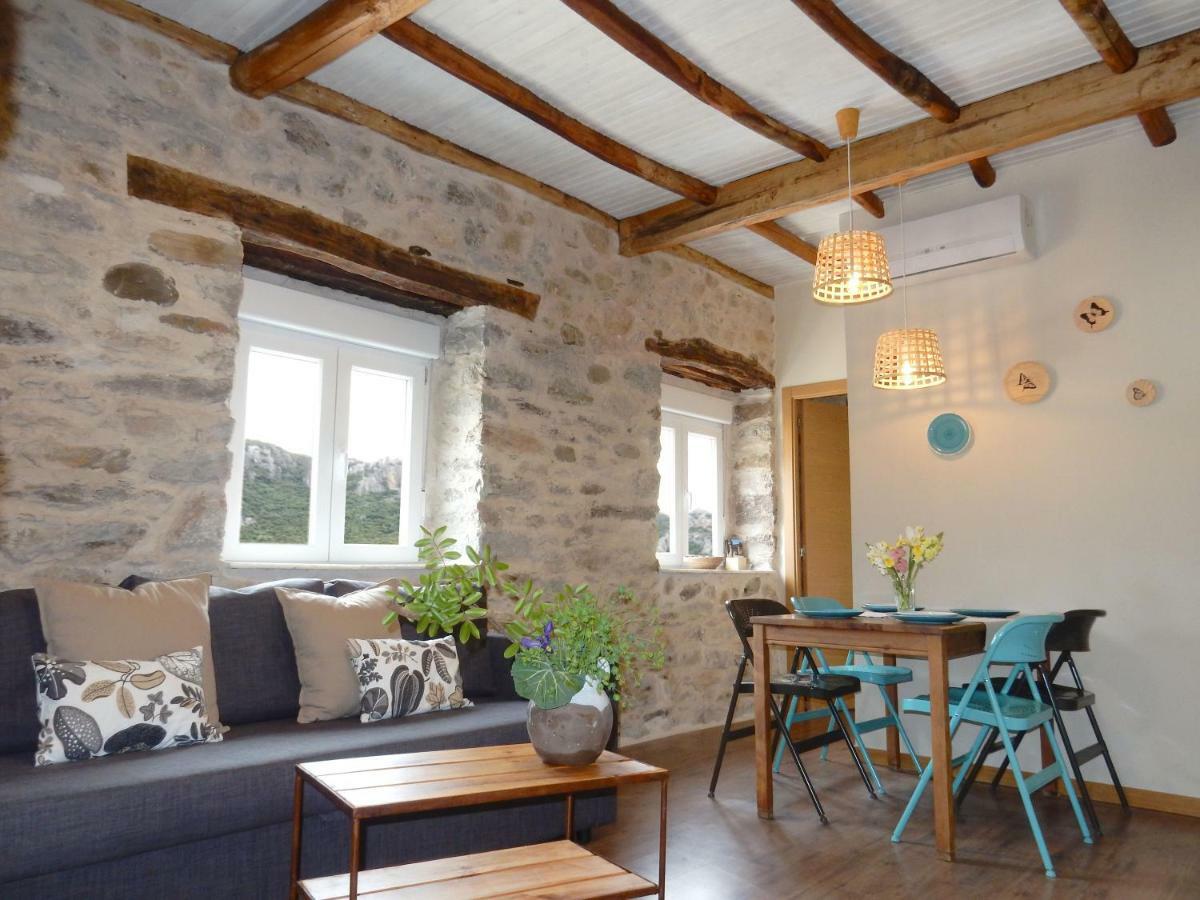 Apartamento Las Medulas Covas  ภายนอก รูปภาพ